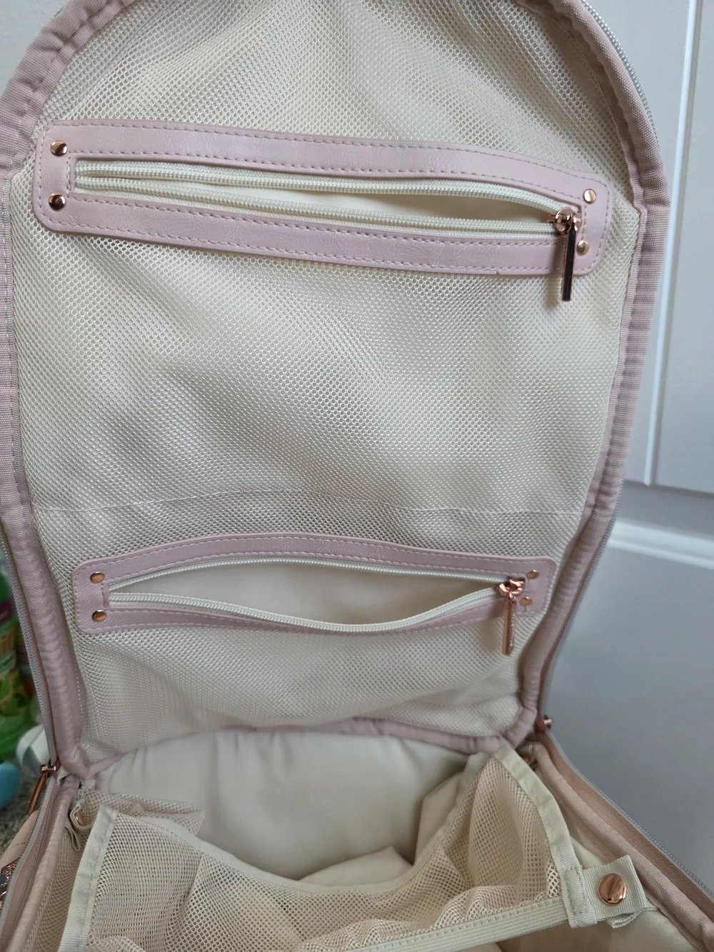 Itzy Ritzy blush pink
